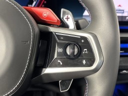 BMW M5 Base (A8) Sedan 2026