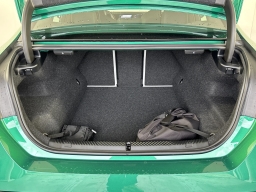 BMW M5 Base (A8) Sedan 2026