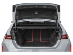 BMW M5 Base (A8) Sedan 2026