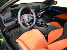BMW M5 Base (A8) Sedan 2026