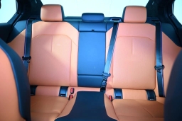 BMW M5 Base (A8) Sedan 2026