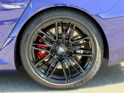 BMW M5 Base (A8) Sedan 2026