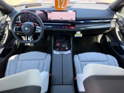 BMW M5 Base (A8) Sedan 2026