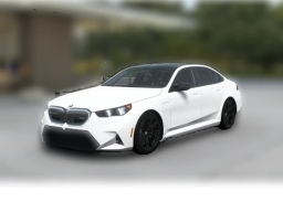 BMW M5 Base (A8) Sedan 2026