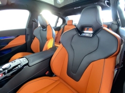 BMW M5 Base (A8) Sedan 2026