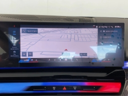 BMW M5 Base (A8) Sedan 2026