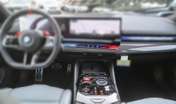 BMW M5 Base (A8) Sedan 2026