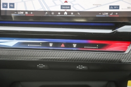 BMW M5 Base (A8) Sedan 2026