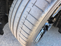 BMW M5 Base (A8) Sedan 2026