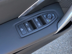 BMW X2 xDrive28i Sports Activity Coupe 2026