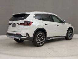 BMW X1 xDrive28i Sports Activity Vehicle 2026