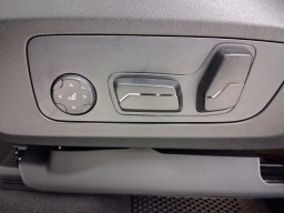 BMW X1 xDrive28i Sports Activity Vehicle 2026