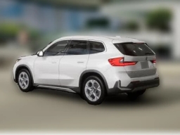 BMW X1 xDrive28i Sports Activity Vehicle 2026