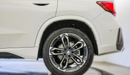 BMW X1 xDrive28i Sports Activity Vehicle 2026