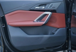 BMW X1 xDrive28i Sports Activity Vehicle 2026