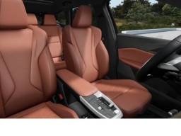 BMW X1 xDrive28i Sports Activity Vehicle 2026