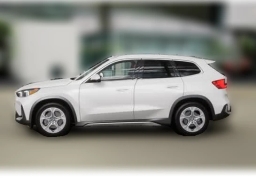 BMW X1 xDrive28i Sports Activity Vehicle 2026