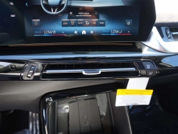 BMW X1 xDrive28i Sports Activity Vehicle 2026