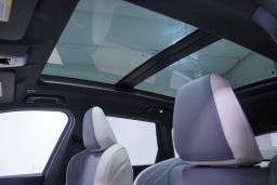 BMW X1 xDrive28i Sports Activity Vehicle 2026