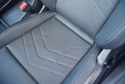 BMW X1 xDrive28i Sports Activity Vehicle 2026