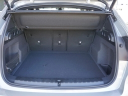 BMW X1 xDrive28i Sports Activity Vehicle 2026