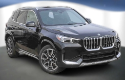 BMW X1 xDrive28i Sports Activity Vehicle 2026