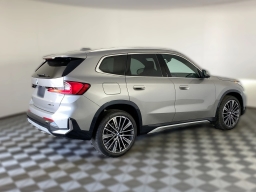 BMW X1 xDrive28i Sports Activity Vehicle 2026