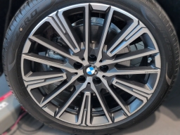 BMW X1 xDrive28i Sports Activity Vehicle 2026