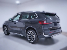 BMW X1 xDrive28i Sports Activity Vehicle 2026