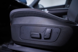 BMW X1 xDrive28i Sports Activity Vehicle 2026