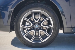 BMW X1 xDrive28i Sports Activity Vehicle 2026