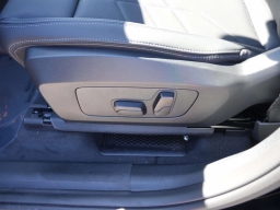 BMW X1 xDrive28i Sports Activity Vehicle 2026