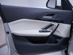 BMW X1 xDrive28i Sports Activity Vehicle 2026