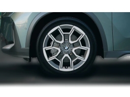 BMW X1 xDrive28i Sports Activity Vehicle 2026