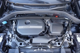 BMW X1 xDrive28i Sports Activity Vehicle 2026