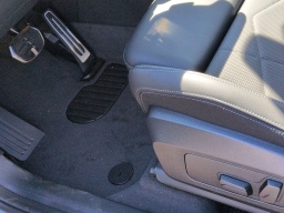 BMW X1 xDrive28i Sports Activity Vehicle 2026