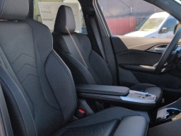 BMW X1 xDrive28i Sports Activity Vehicle 2026