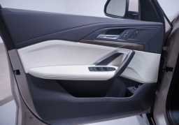 BMW X1 xDrive28i Sports Activity Vehicle 2026