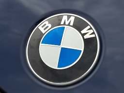 BMW X1 xDrive28i Sports Activity Vehicle 2026