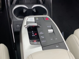 BMW X1 xDrive28i Sports Activity Vehicle 2026