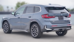 BMW X1 xDrive28i Sports Activity Vehicle 2026