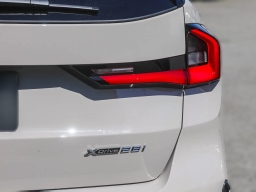 BMW X1 xDrive28i Sports Activity Vehicle 2026