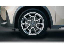 BMW X1 xDrive28i Sports Activity Vehicle 2026