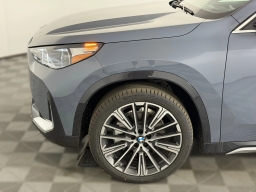 BMW X1 xDrive28i Sports Activity Vehicle 2026