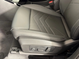 BMW X1 xDrive28i Sports Activity Vehicle 2026