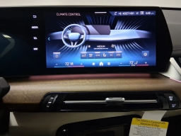 BMW X1 xDrive28i Sports Activity Vehicle 2026