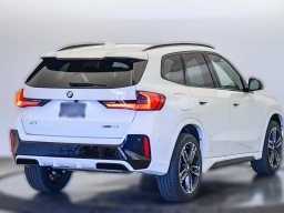 BMW X1 xDrive28i Sports Activity Vehicle 2026