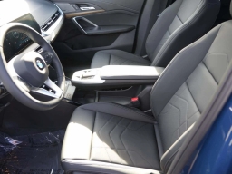 BMW X1 xDrive28i Sports Activity Vehicle 2026