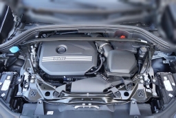 BMW X1 xDrive28i Sports Activity Vehicle 2026