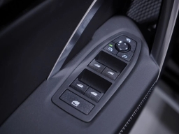 BMW X1 xDrive28i Sports Activity Vehicle 2026